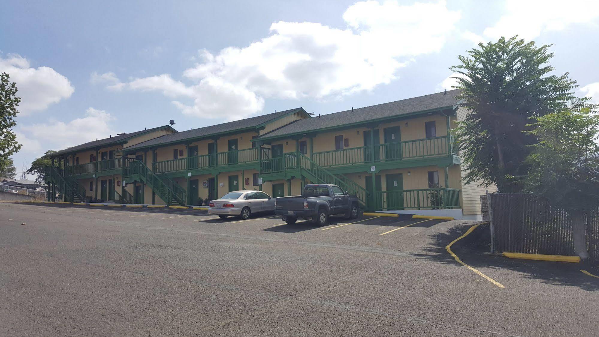 Safari Inn Motel Winston Exterior foto